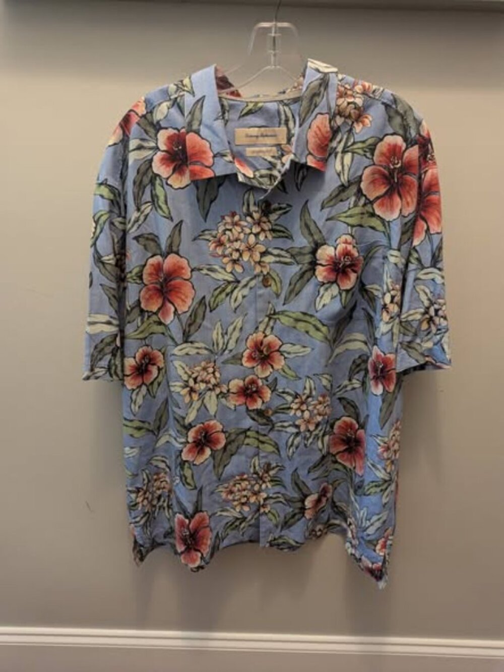 XL Tommy Bahama Camp Shirt Mens 100% Silk Blue Floral Tropical Flower Hawaiian